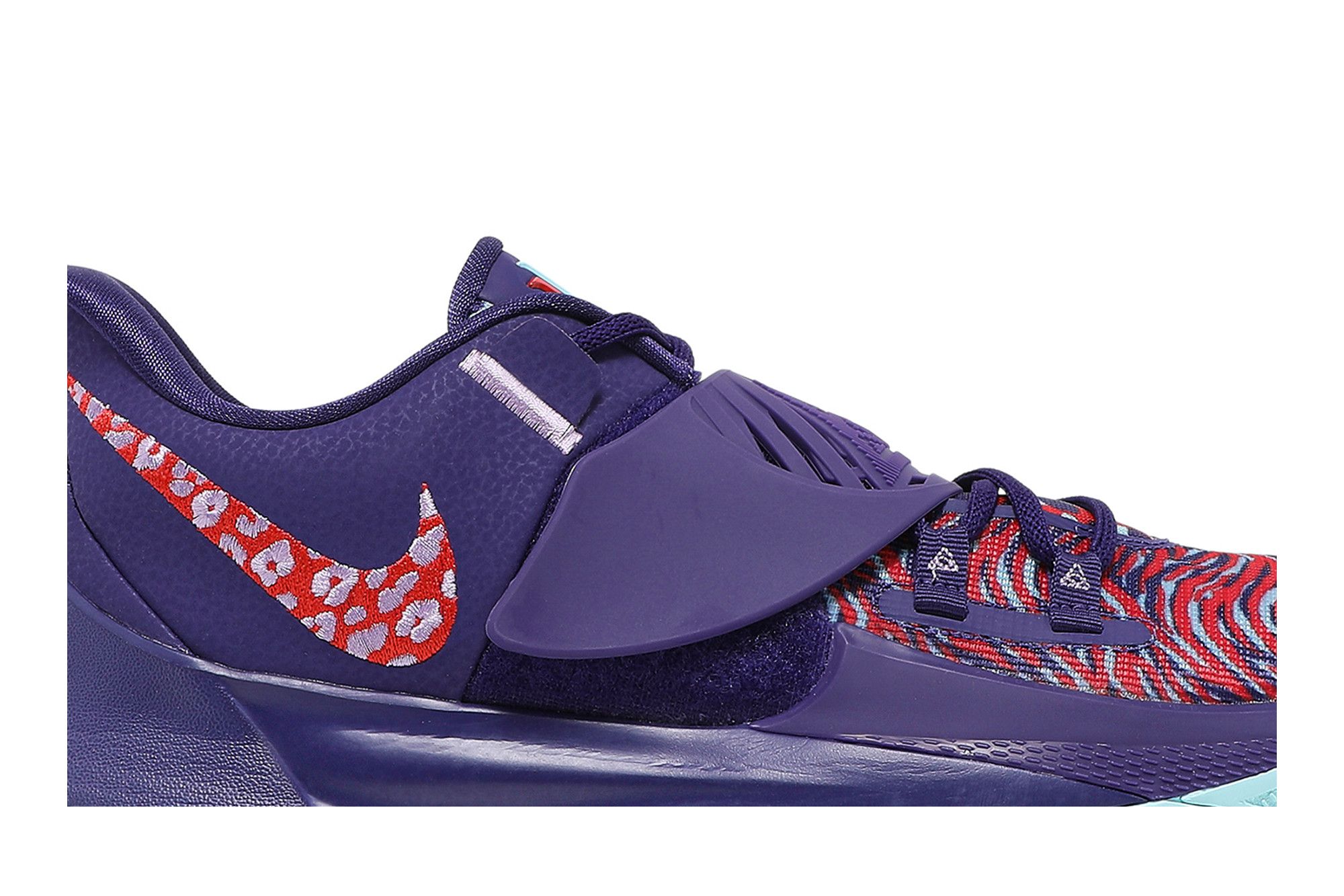 KYRIE バスケットボールシューズ 青/赤 kyrie low 3 kixstats.com | Which basketball players wear Nike Kyrie Low 3