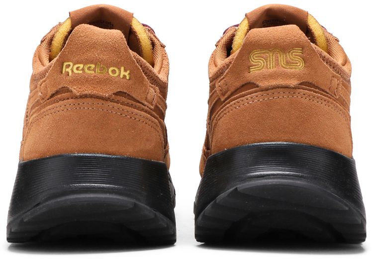 Reebok Sneakersnstuff x Classic Leather Legacy Wild Brown