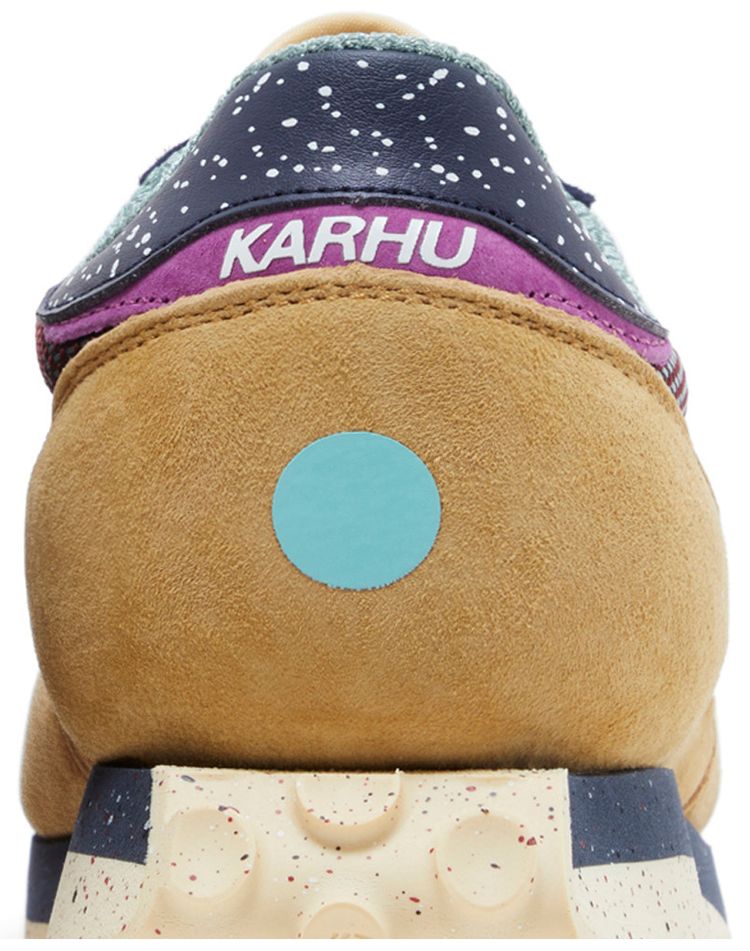 Karhu Mestari Control Curry Mineral Red