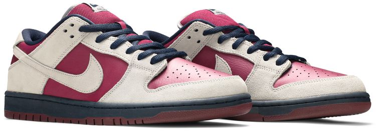 Nike Dunk Low SB True Berry