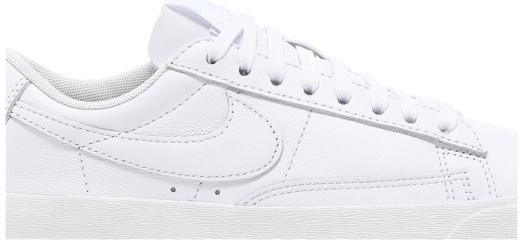 Nike Wmns Blazer Low LE Triple White