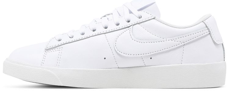 Nike Wmns Blazer Low LE Triple White