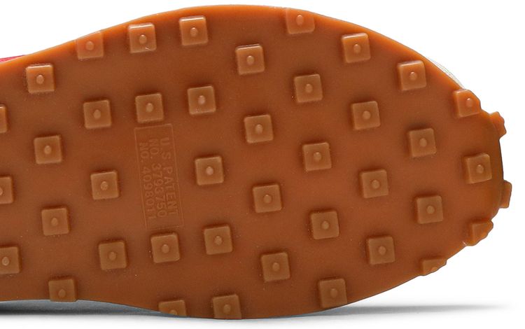 Nike Wmns Daybreak White University Red