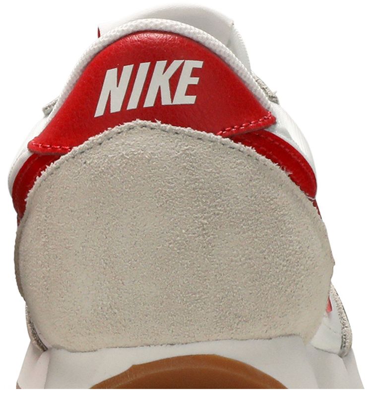 Nike Wmns Daybreak White University Red