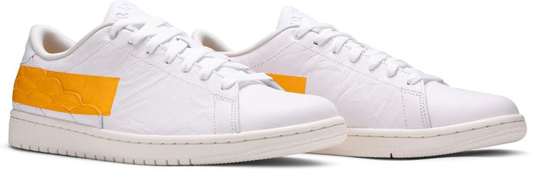 Air Jordan 1 Centre Court University Gold