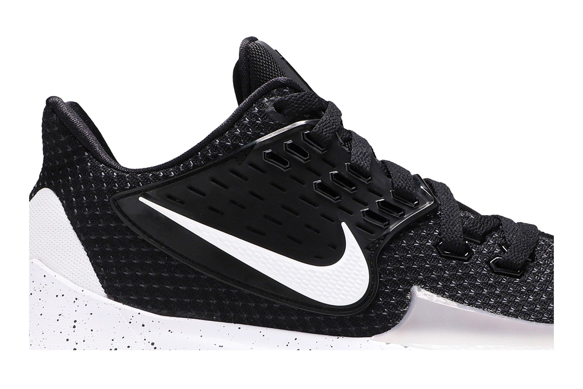 Kyrie 2 low black shop