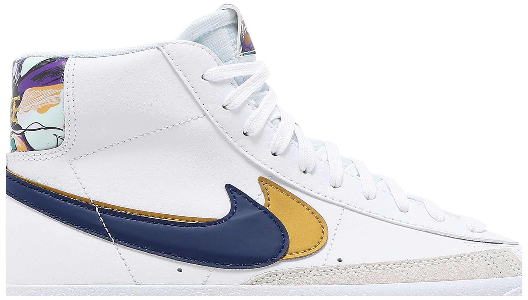 blazer mid 77 se2