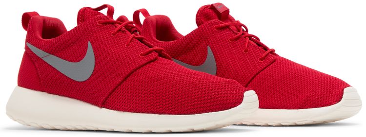 Nike Roshe One Sport Red