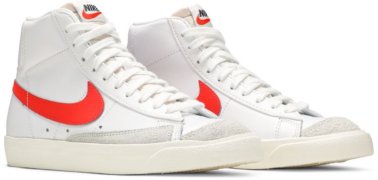 Wmns Blazer 77 Vintage Mid Habanero Red