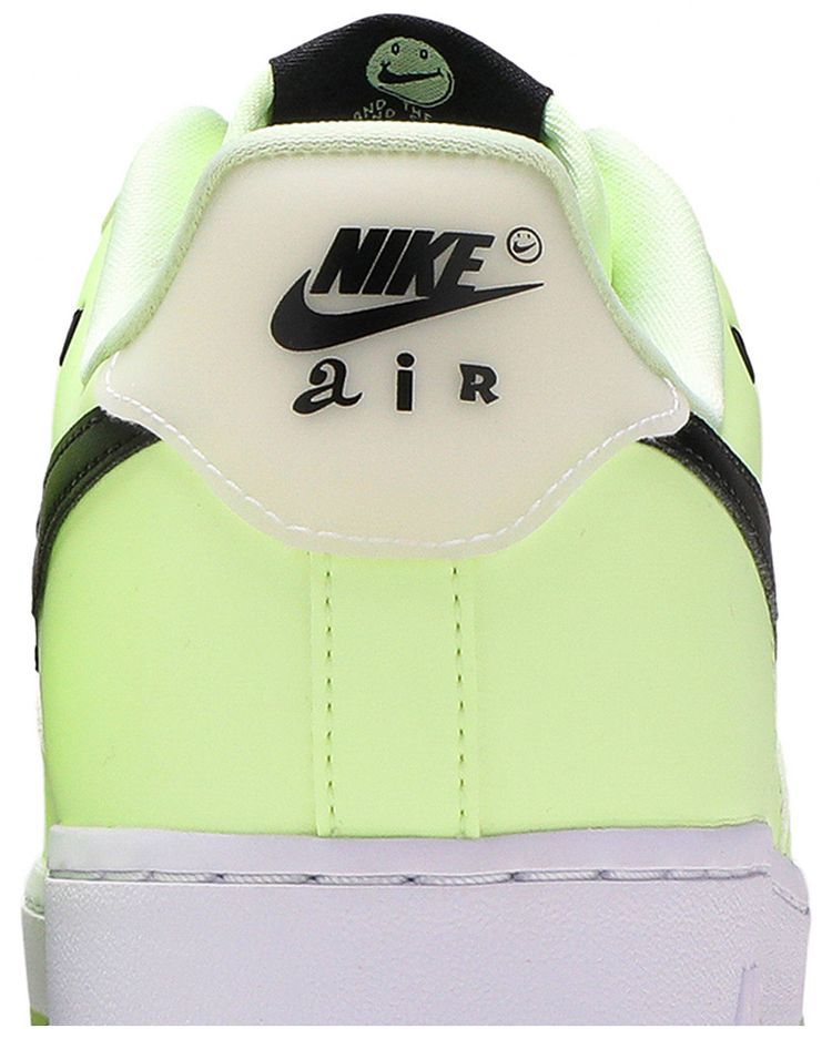 Nike Wmns Air Force 1 07 LX Barely Volt