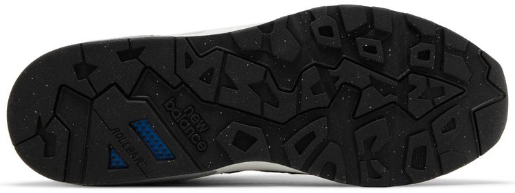 New Balance 580 Black White