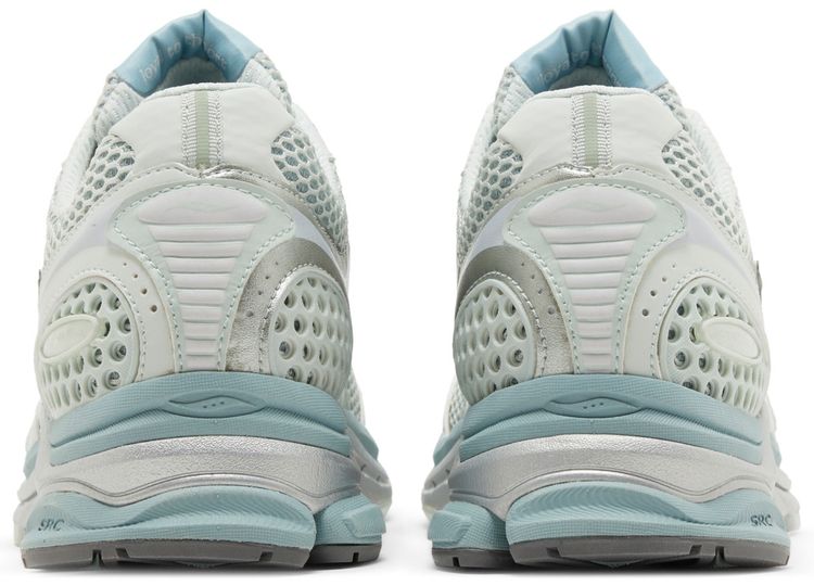 Saucony ProGrid Triumph 4 Party Pack