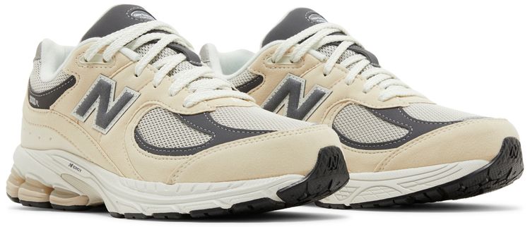 New Balance 2002R Big Kid Wide Sandstone Magnet