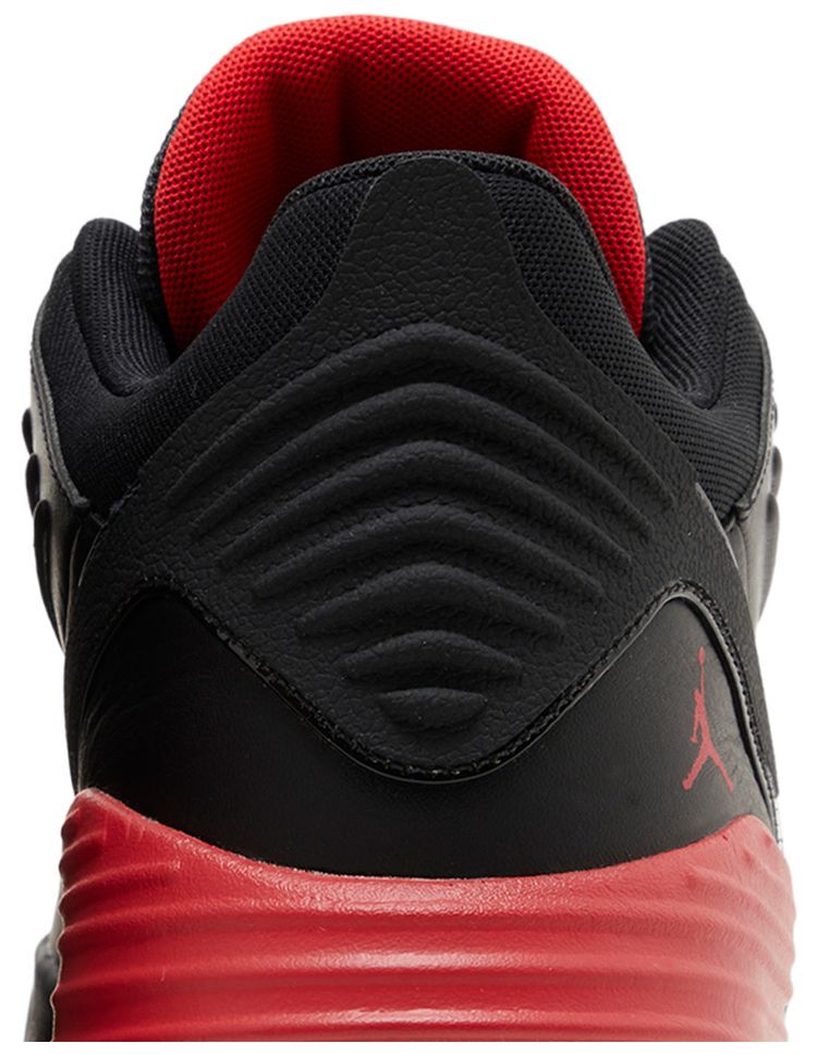 Air Jordan Max Aura 5 Bred