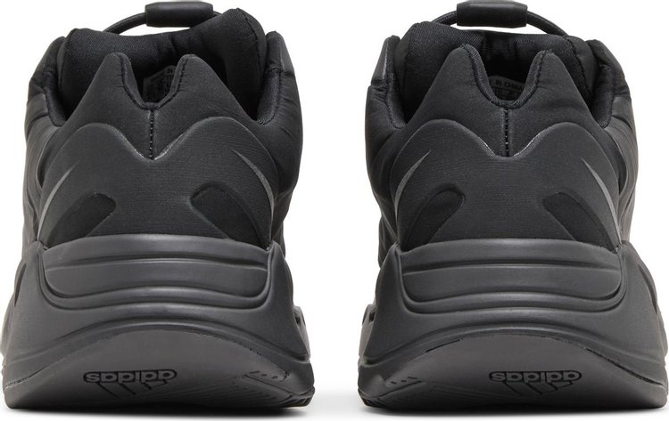 Yeezy Boost 700 MNVN Triple Black 2024