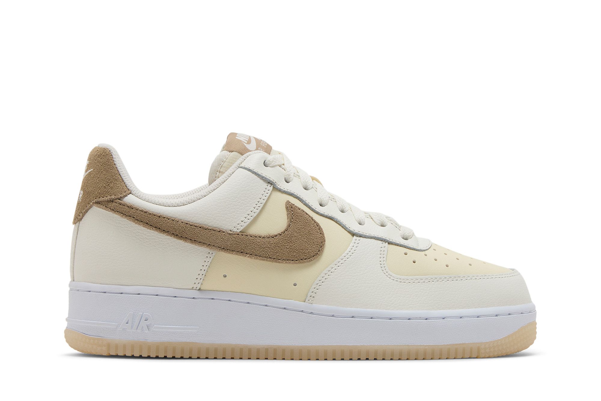 Achetez des Air Force 1 07 LV8 Coconut Milk Khaki FN5832 101 GOAT FR