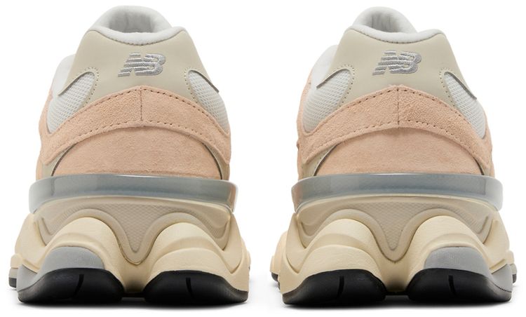 New Balance 9060 Vintage Rose Sea Salt