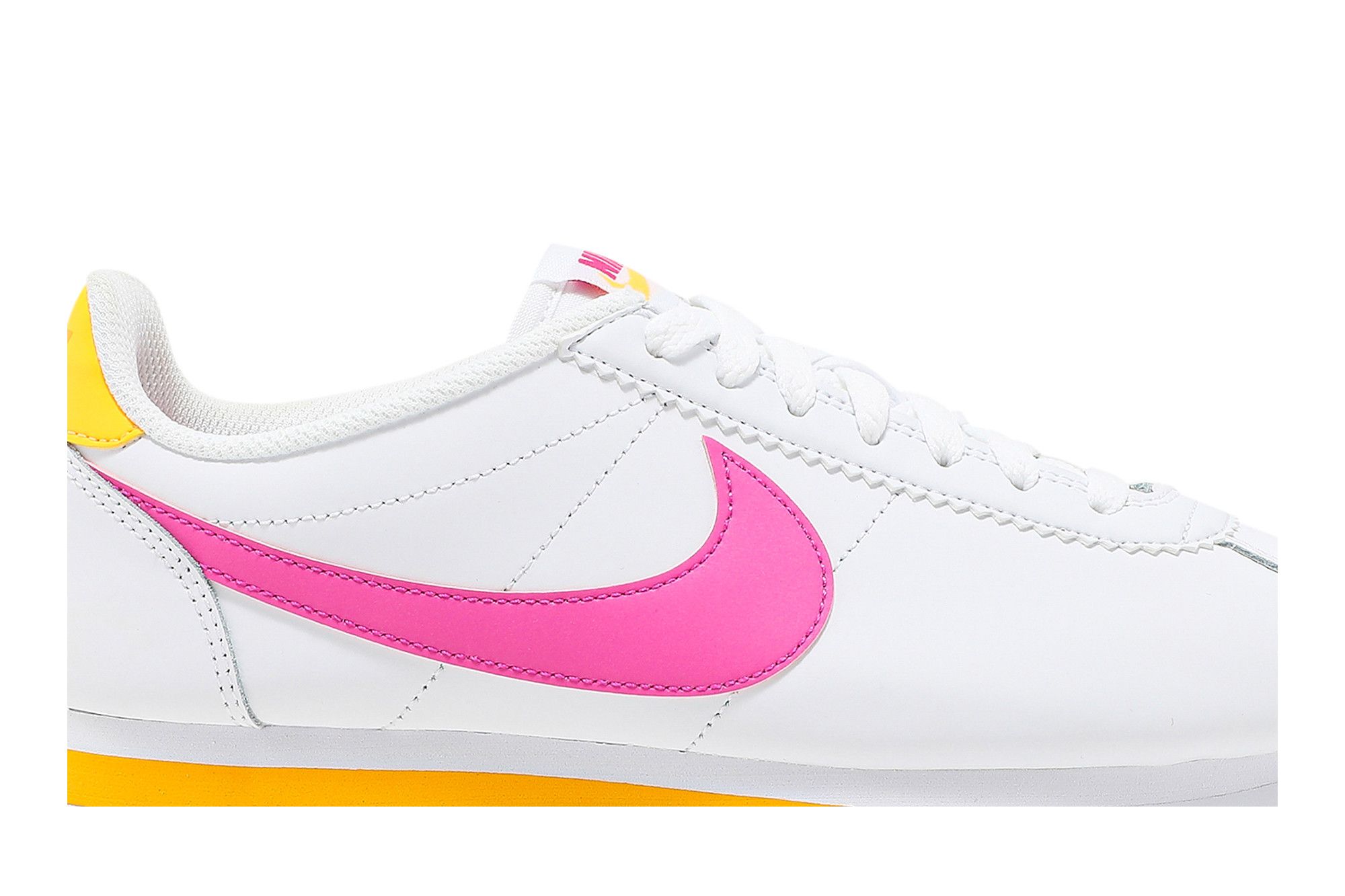 NIKE Women s Classic Cortez Leather Sneakers
