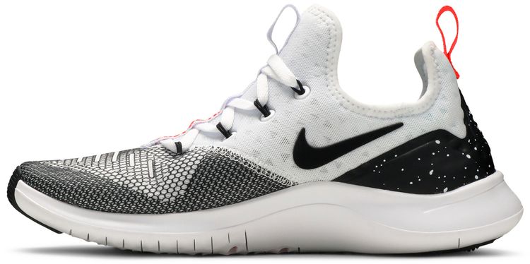 Wmns Free TR 8 White Black