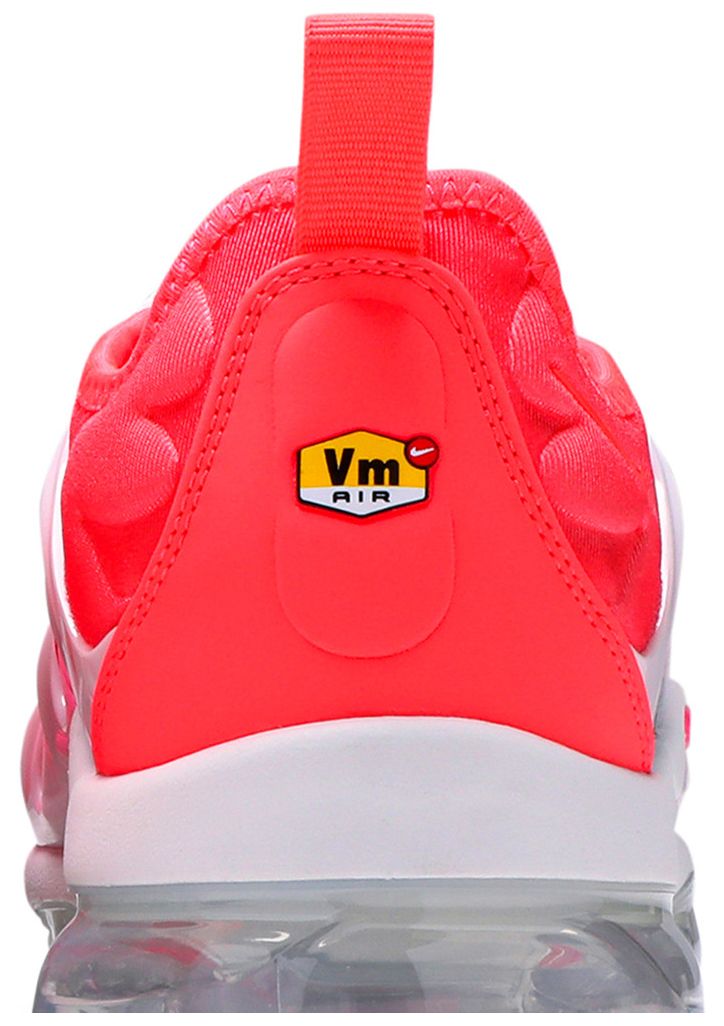 Nike Wmns Air VaporMax Plus Pink Blast