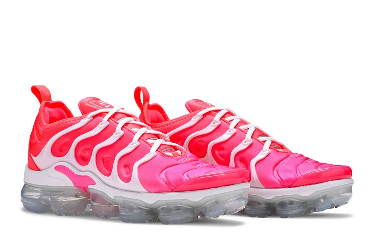 Buy Nike Women display picture 1
