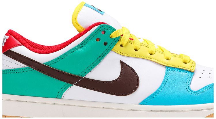 Dunk Low SE Free99   White