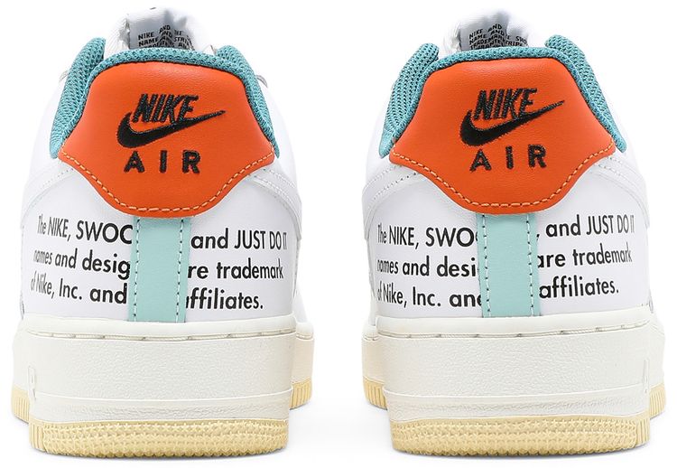 Nike Air Force 1 07 LE Starfish