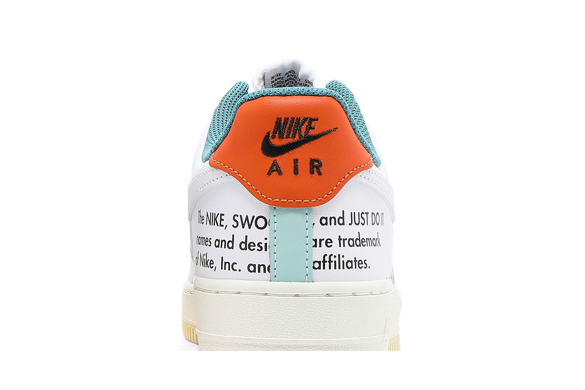 Buy Air Force 1 07 LE Starfish DM0970 111 GOAT