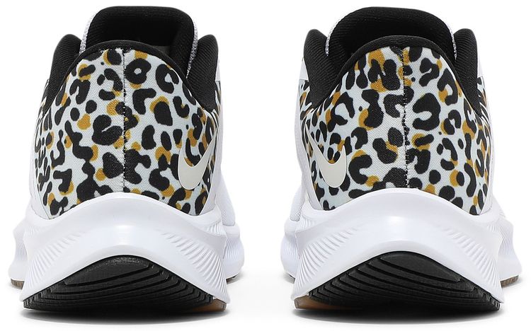 Nike Wmns Quest 3 Premium Leopard