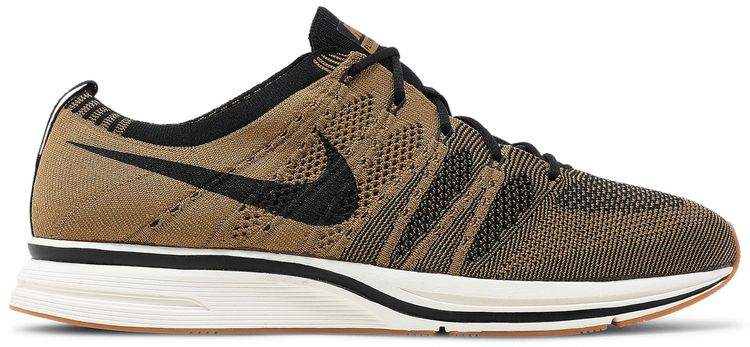 Nike Flyknit Trainer Golden Beige