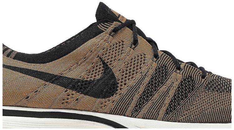 Nike Flyknit Trainer Golden Beige