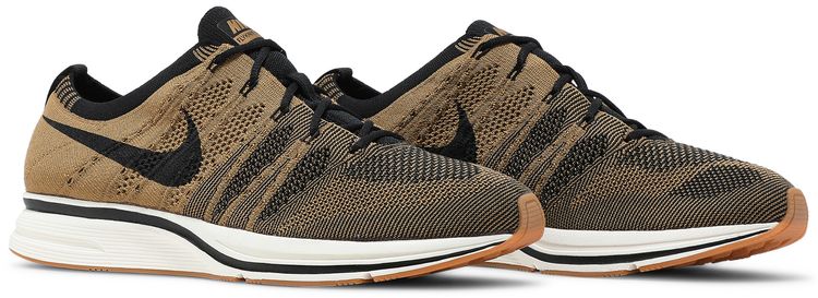 Nike Flyknit Trainer Golden Beige