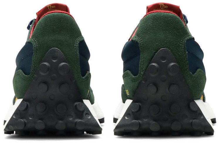 New Balance 327 Navy Red ASOS Exclusive