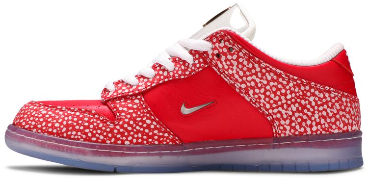 Stingwater x Dunk Low SB Magic Mushroom