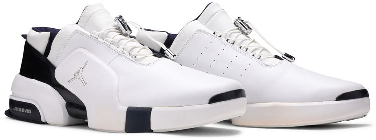 Jordan Trunner Smash White Obsidian