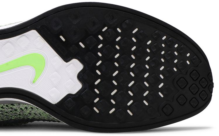 Nike Flyknit Racer Pistachio