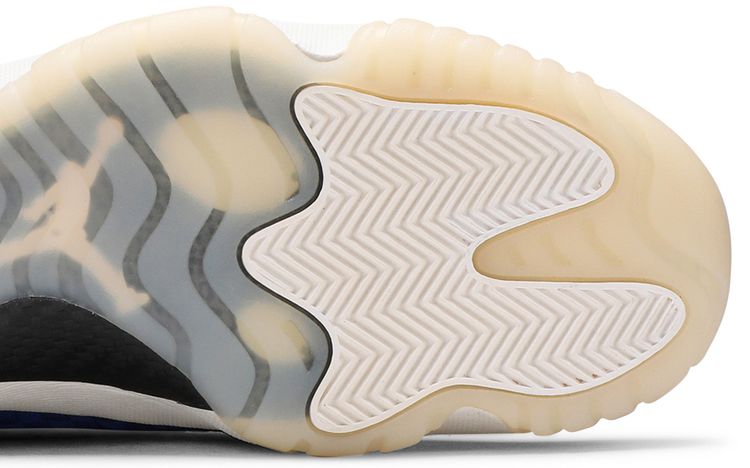 Air Jordan Future Hyper Royal