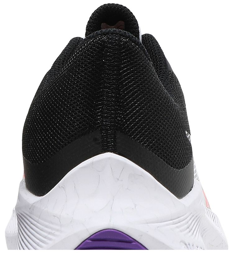 Nike Winflo 8 White Flash Crimson