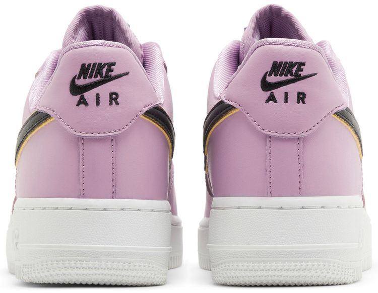 Nike Wmns Air Force 1 Low 07 Frosted Plum