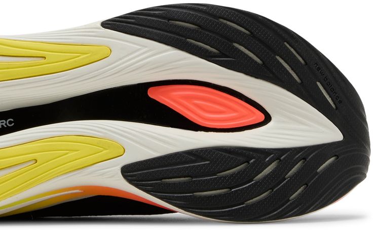 New Balance Wmns FuelCell SuperComp Black Neon Dragonfly
