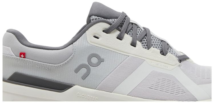 ON Wmns Cloudrunner 2 Frost White