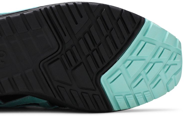 Ronnie Fieg x Diamond Supply Co x Gel Saga Tiffany