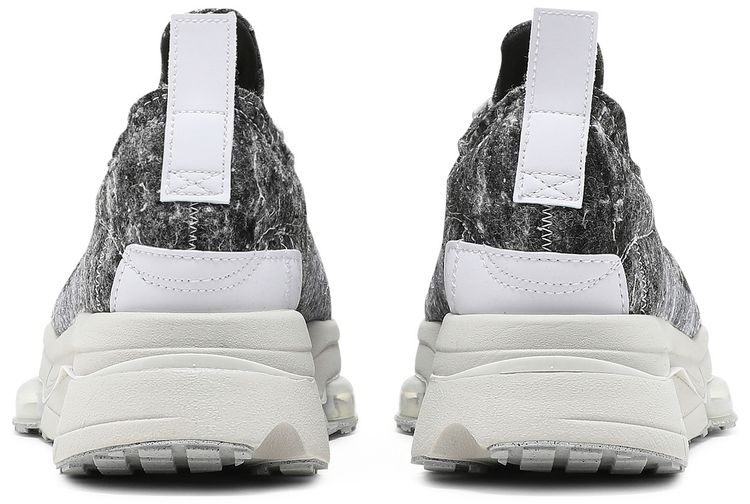 Nike Wmns Air Zoom Type SE Recycled