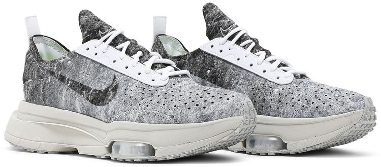 Nike Wmns Air Zoom Type SE Recycled