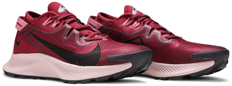 Nike Wmns Pegasus Trail 2 Dark Beetroot
