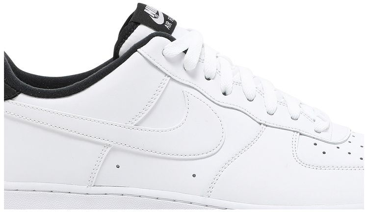 Nike Air Force 1 07 White Black