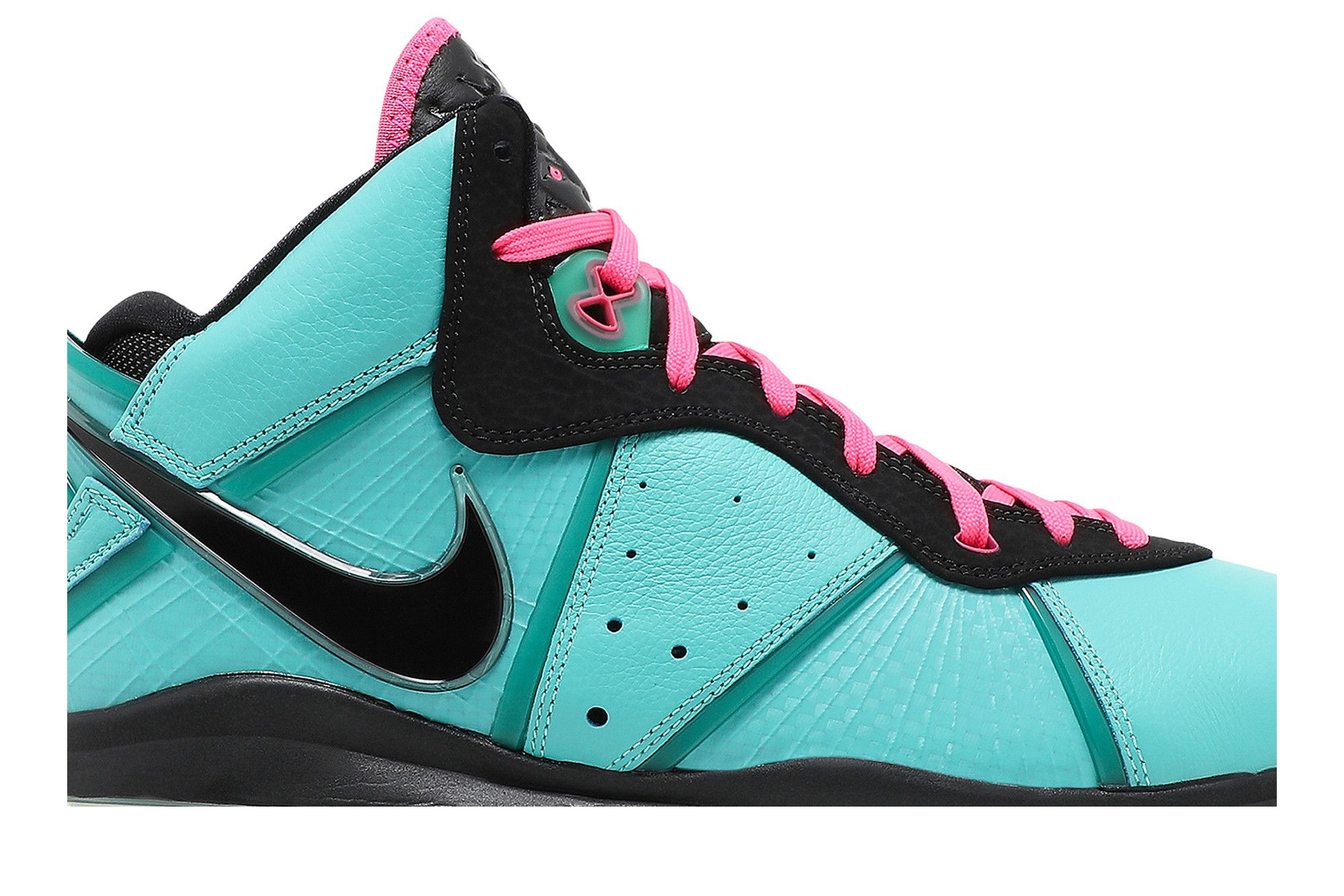 Lebron 8 preheat 2025