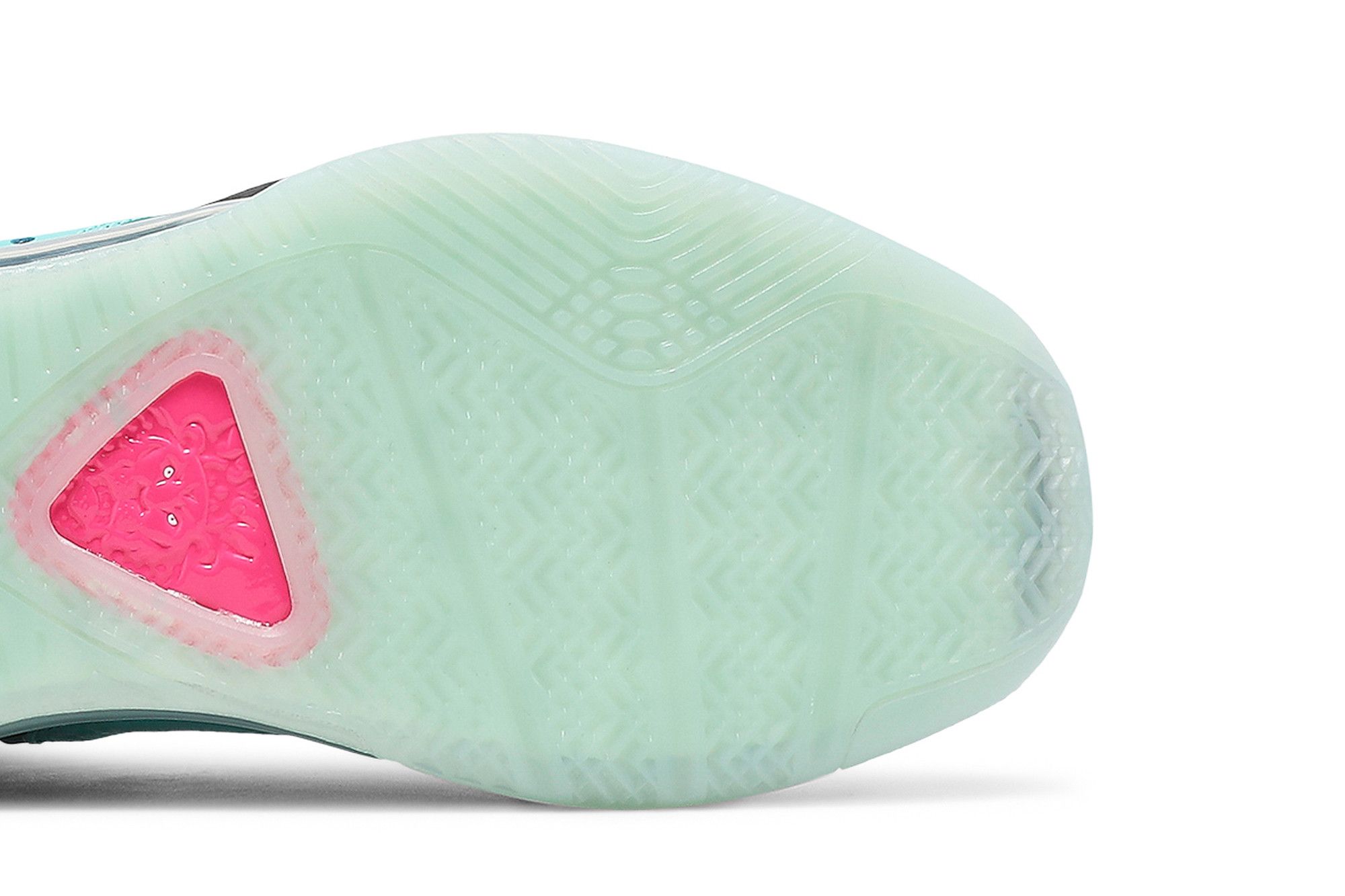 Lebron south beach 8 clearance