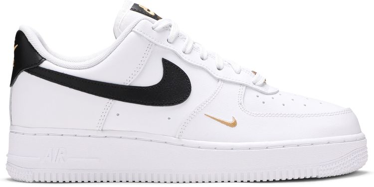Nike Wmns Air Force 1 07 Essential White Black