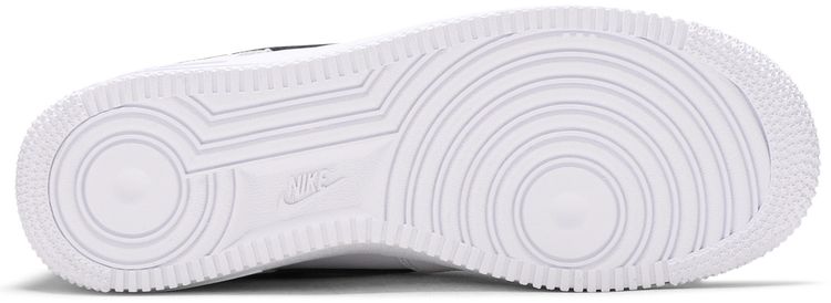 Nike Wmns Air Force 1 07 Essential White Black